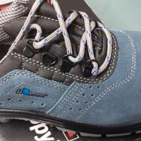 Nuove scarpe antinfortunistiche n 42