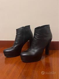 Tronchetti stivaletti 39 in pelle marca L’amour