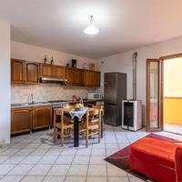 Luminoso trilocale con posto auto