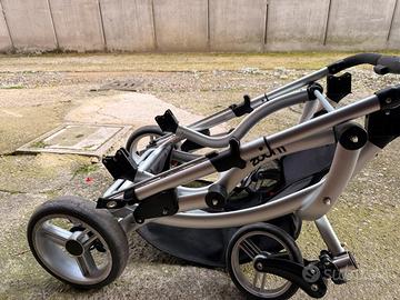 Passeggino gemellare