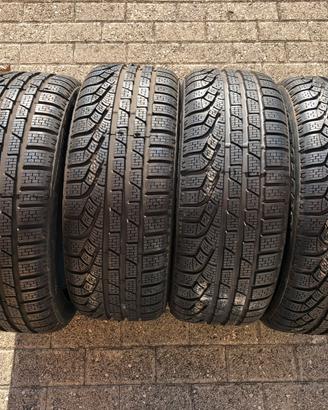 4 Pezzi 225/50R17 98H Pirelli Nuovi