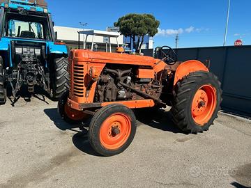 Trattore OM 512