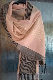 Scialla di lana Enrico Coveri