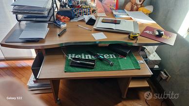 scrivania 
