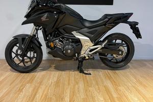 Honda nc 750 x 2023 finanziamento permute