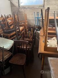 sedie e tavoli vari
