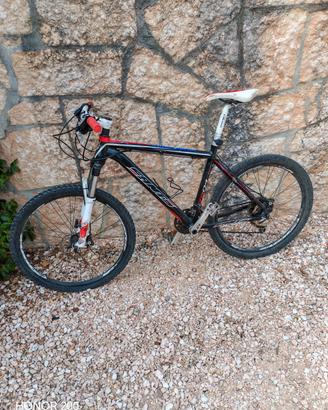 bicicletta mtb