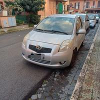 Toyota yaris automatica