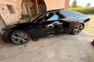 Audi A7    Leggermente trattabile!