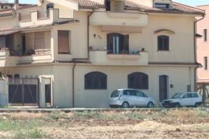 Appartamento in villa ad angolo