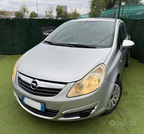 Opel CORSA 2008 1.2 BENZINA NEOPATENTATI COUPE