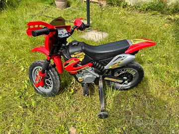 Moto cavalcabile elettrica