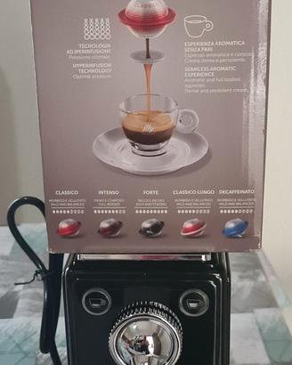 Macchina caffè illy x3