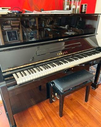 Pianoforte   verticale Yamaha U1 H,