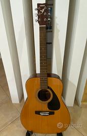 Chitarra Acustica Yamaha