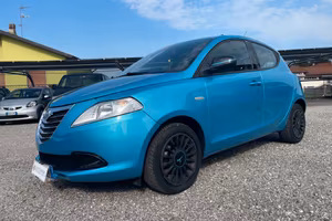 Lancia Ypsilon 1.2 69 CV 5 porte Elefantino