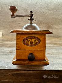 Macinacaffè d'epoca FAB