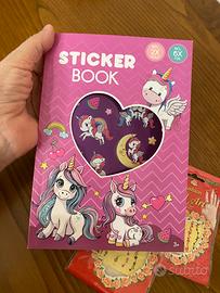 Sticker book libro di adesivi Unicorni dai 3 anni
