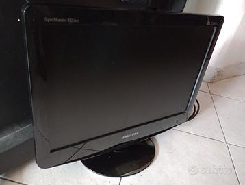TV Monitor Samsung 19 pollici