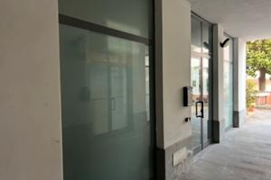 Fondo commerciale 60 mq con posto auto