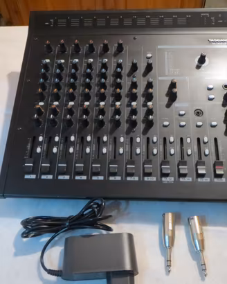 mixer tascam m-164uf