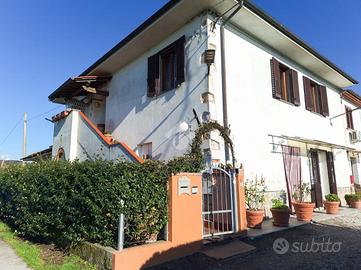 RUSTICO A VECCHIANO