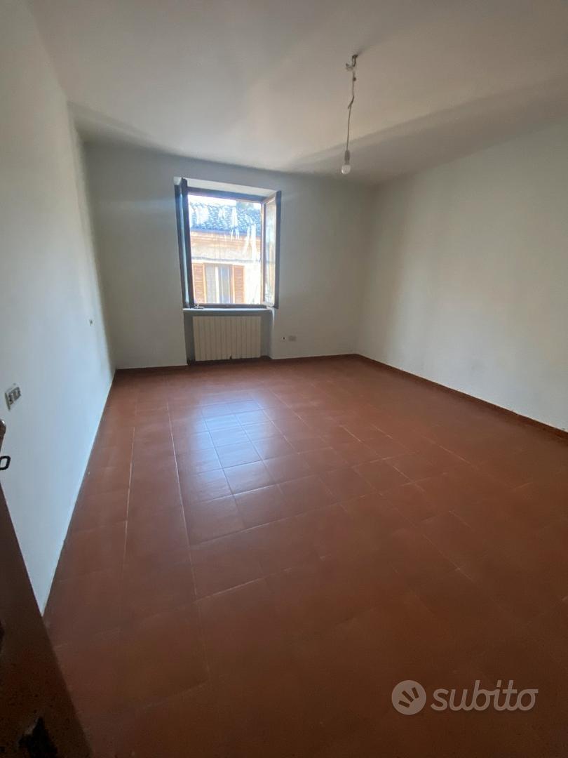 Appartamento libero - Vista 3