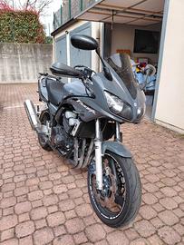 Yamaha Fazer FZS 600 del 2003