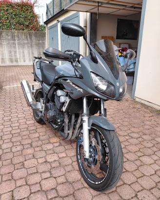 Yamaha Fazer FZS 600 del 2003