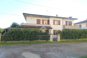 BIFAMILIARE A CADELBOSCO DI SOPRA