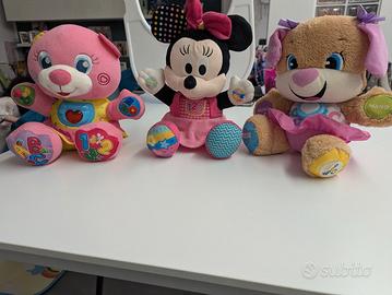 Peluche interattivi bambina 
