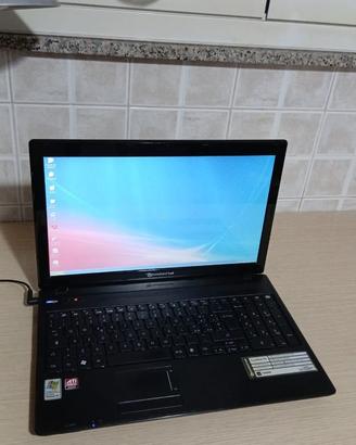 Notebook Packard Bell con Windows XP retrogaming