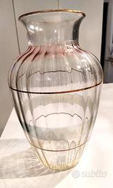 Vaso da fiori vintage