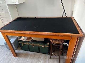 Tavolo da taglio sartoria