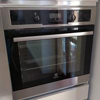 Forno Electrolux Ventilato e Vapore