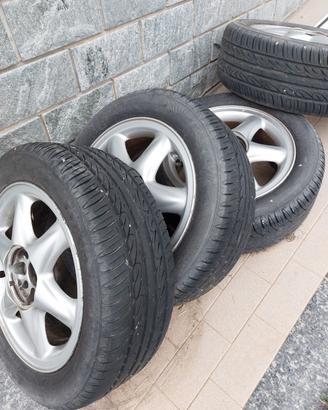 Gomme e cerchi 195 55 R15