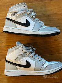Air Jordan 1 Mid White Light Smoke Grey