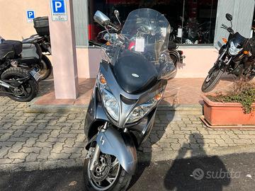 SUZUKI BURGMAN 400