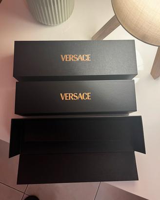 Versace “La Medusa collana con cristalli”