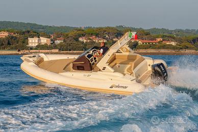 Solemar 27 SX, motorizzato con Mercury Verado 300