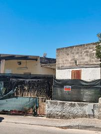 Tre Fontane rustico + 1600mq di terreno agricolo