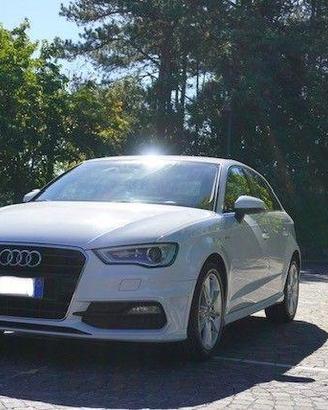 AUDI - A3 SPB 1.4 TFSI S tronic g-tron Ambition