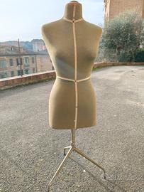 manichino per sarta