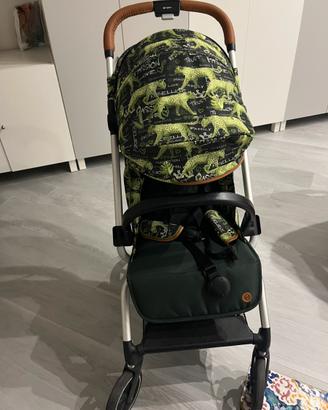 Passeggiino Cybex Eezy S+ e cappotta pioggia Cybex