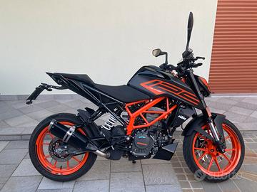 KTM DUKE 125