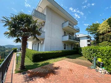 Appartamento con Giardino, Terrazzo e Box Auto