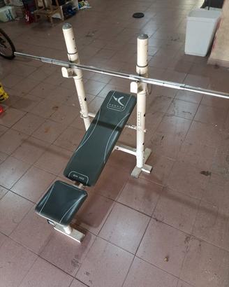 Panca, bilanciere, manubri e 86kg di dischi