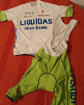 Tuta ciclismo 