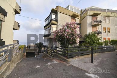 Garage/Box - Aci Castello