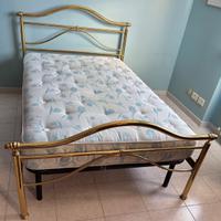 Letto matrimoniale in ottone